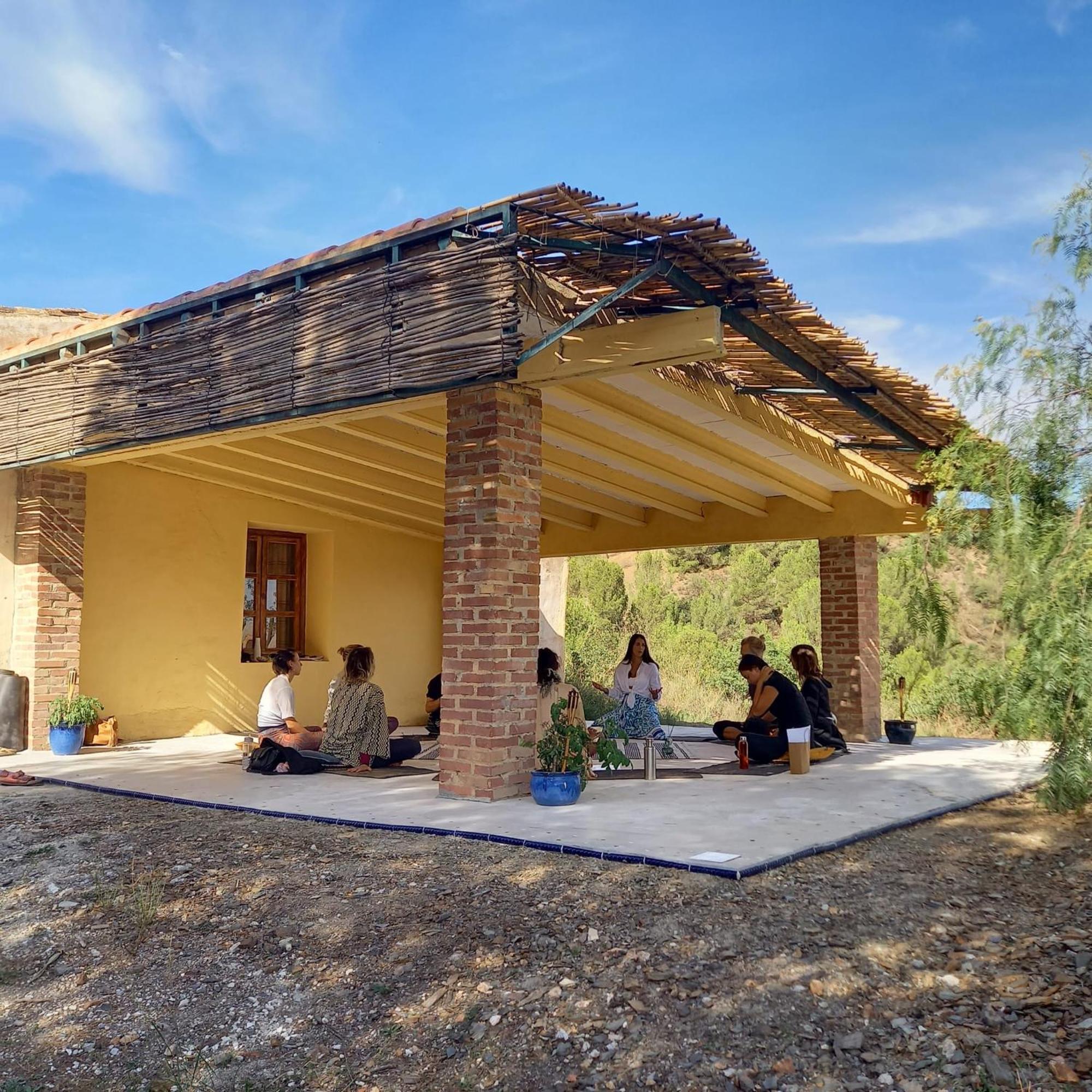 Nature Home Maitreya 洛尔卡 外观 照片